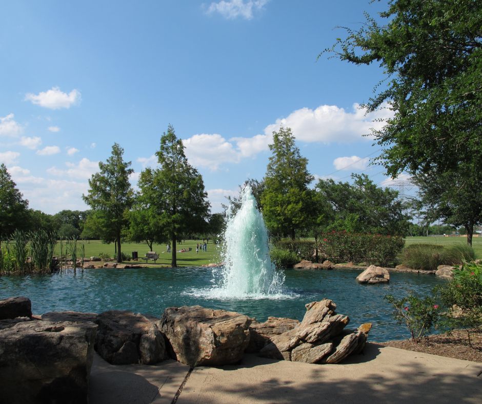 Water fountain in Oyster Creek Park, Sugar Land, Texas, USA